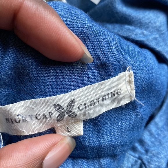 Brand new jeans top with details - Picture 6 of 15